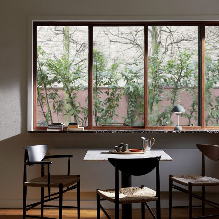 &Tradition In Between SK16 Dining Table 