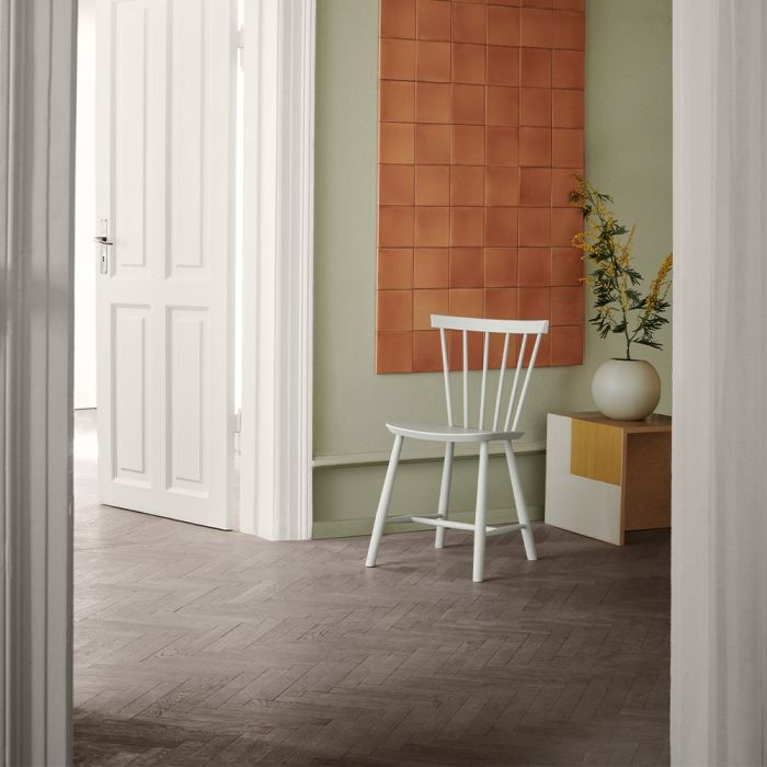 FDB Møbler J46 Wooden Chair - Dust & Bones