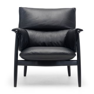 Carl Hansen E015 Embrace Lounge Chair