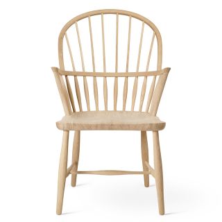 Carl Hansen FH38 Windsor Chair Soaped Oak