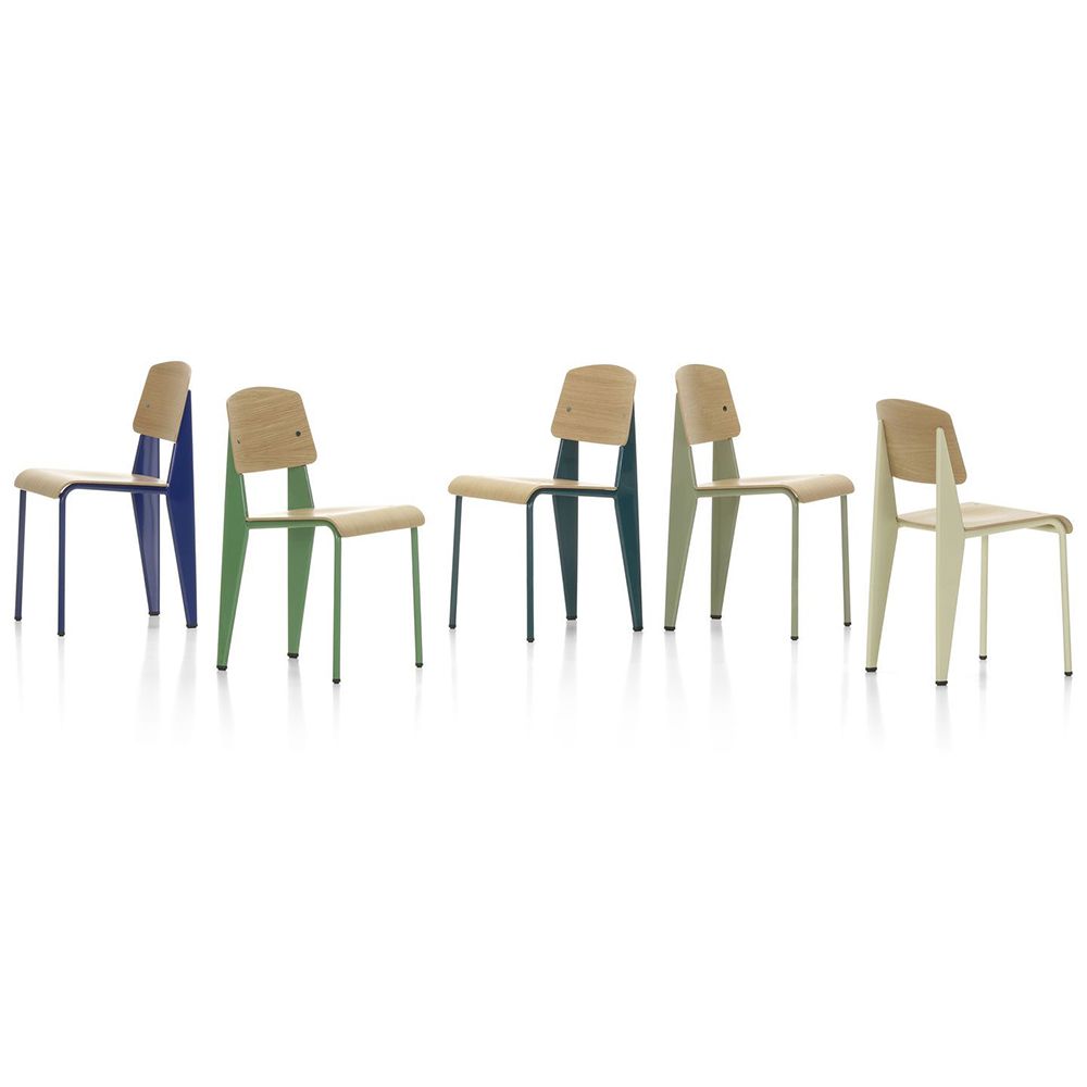 Vitra Standard Chair – Timeless Design & Exceptional Comfort