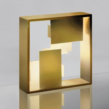 Artemide Fato Lamp