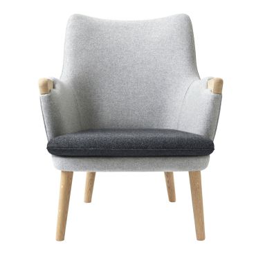 Carl Hansen CH71 Lounge Chair 