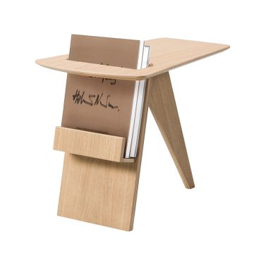 Fredericia Magazine Table With Magazine
