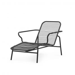 Black metal deals chaise lounge