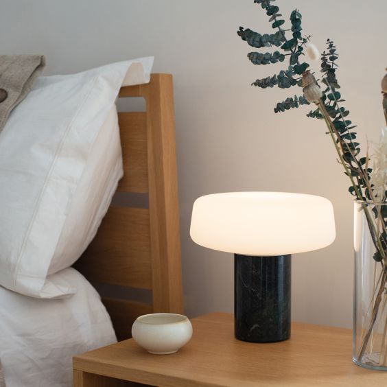 Case Furniture Solid Table Lamp