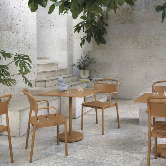 Muuto Linear Steel Café Table Square