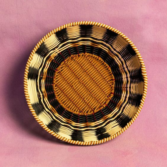 MAEGEN Woven Fruit Bowl - Black & Cream