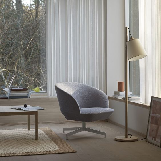 Muuto Oslo Lounge Chair - Swivel Base