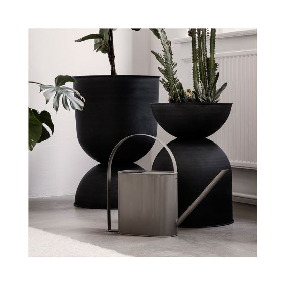 Ferm Living Hourglass Plant Pot - Medium