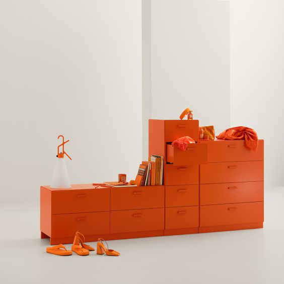 String Relief Chest of Drawers Tall, Plinth Base