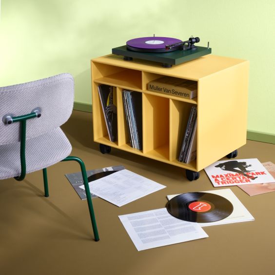 Montana Spin I Vinyl Storage Unit