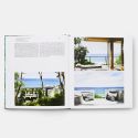Living in Nature: Contemporary Houses in the Natural World inside