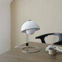 &Tradition Flowerpot Table Lamp VP4
