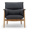 Carl Hansen E015 Embrace Lounge Chair