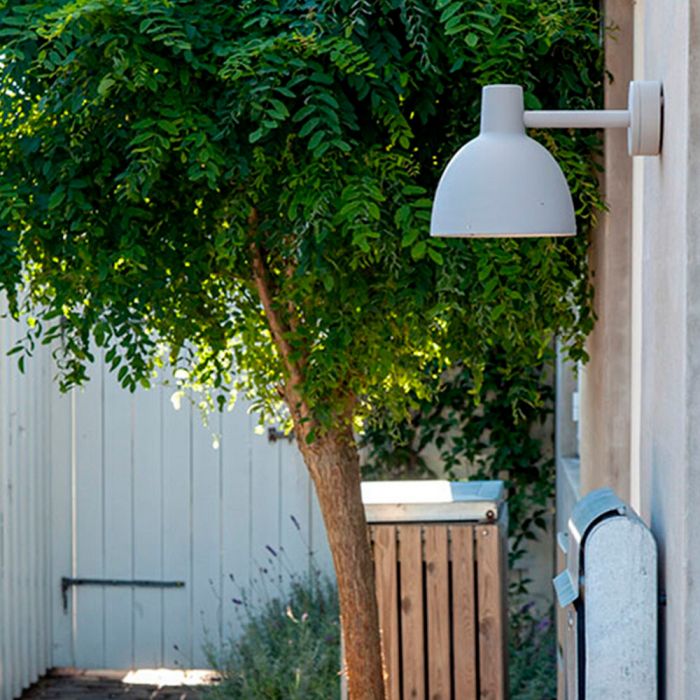 Louis Poulsen Toldbod 220/290 Outdoor Wall Lamp