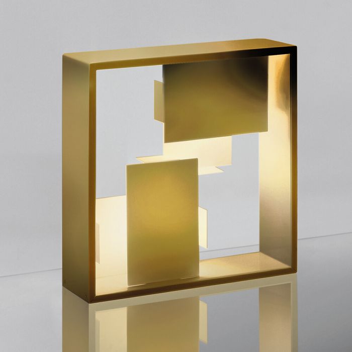 Artemide Fato Table/ Wall Lamp