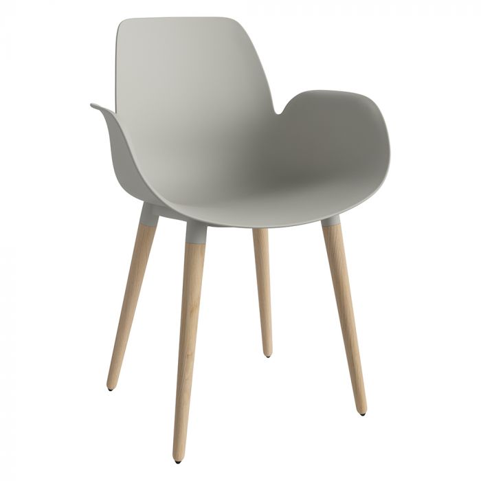 Bolia Seed Armchair - Wooden Legs