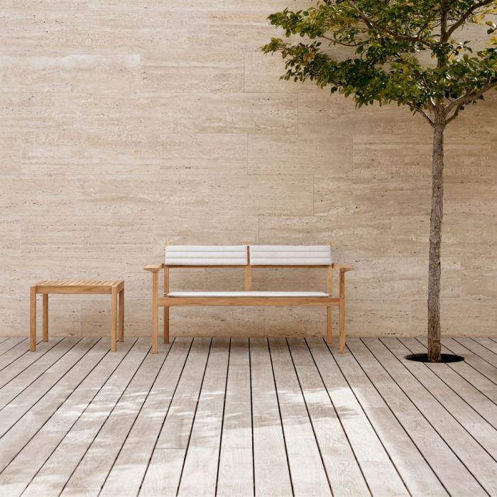 Carl Hansen & Son AH911 Outdoor Side Table