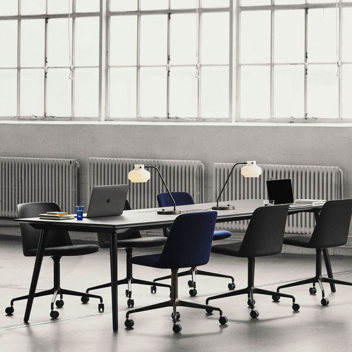 &Tradition Rely Chair HW21 - Swivel Base with Castors