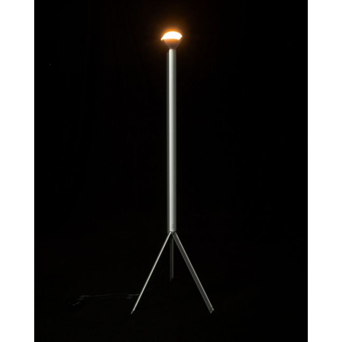 Luminator shop floor lamp