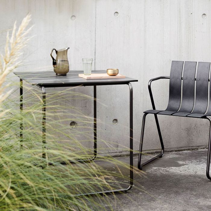 Mater Ocean Table - Small, Black