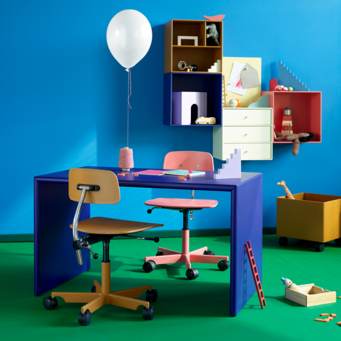 Montana Monterey Kids Desk