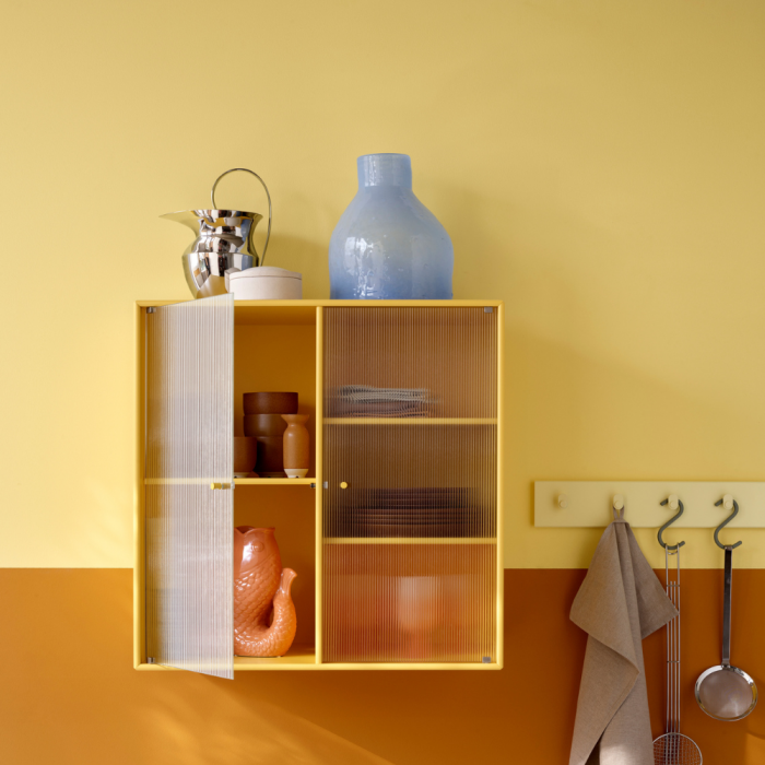 Montana Ripple II Vitrine Wall Cabinet