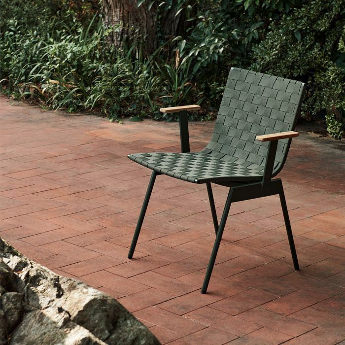 &Tradition Ville Outdoor Armchair AV34