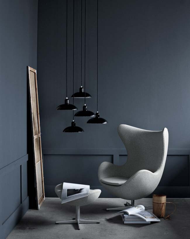 egg chair