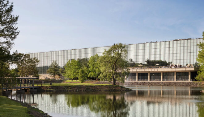 How Eero Saarinen's modernist Bell Labs inspired the dystopian set of 'Severance'.